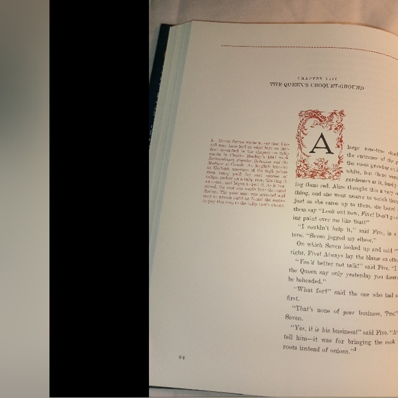 Alice in Wonderland Into the Looking Glass (Book) - Picture 9 of 17